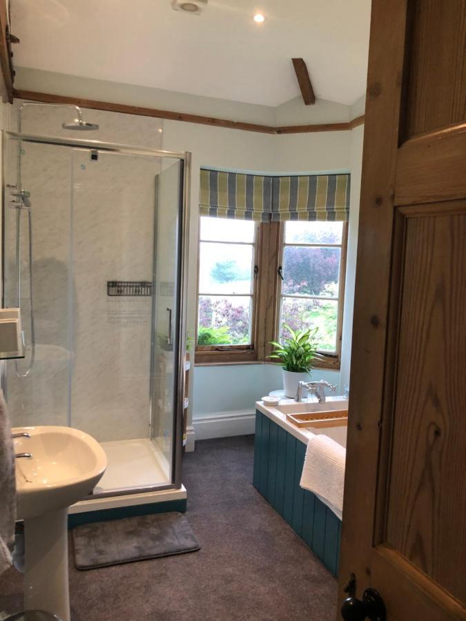 The Hollow Bed And Breakfast Longstone Exterior foto