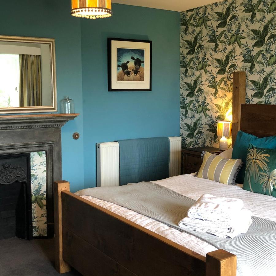 The Hollow Bed And Breakfast Longstone Exterior foto